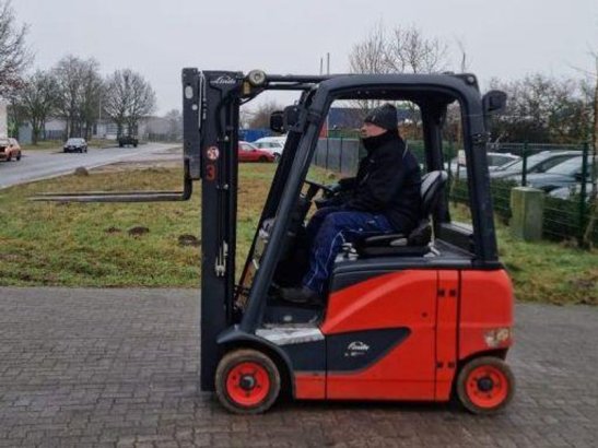 Linde E16PH E16PH 2017 2 Forklift image 2