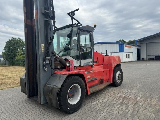 Kalmar DCE150-12 DCE150-12 2011 2 Forklift image 2
