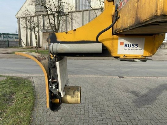 Seith Pipehandling Reachstacker 15036 Seith Pipehandling Reachstacker 15036 2009 2 image 11