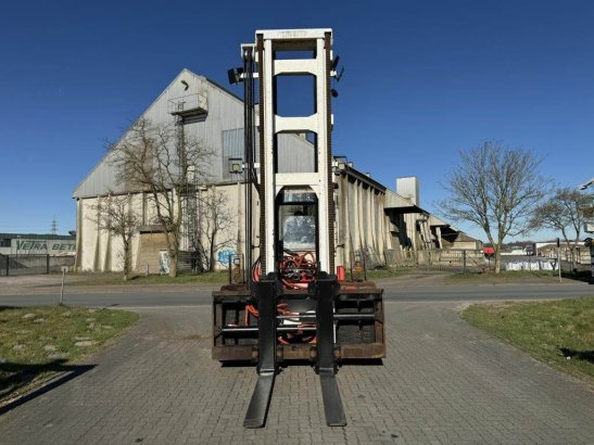 Svetruck 13.6-120-32 Svetruck 13.6-120-32 2016 2 Forklift image 3