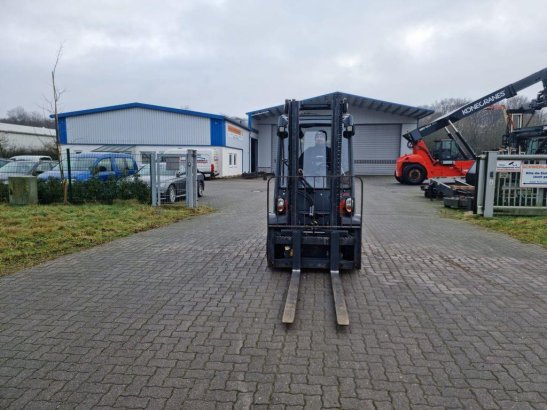 Linde H25D-02 H25D-02 2017 2 Forklift image 3
