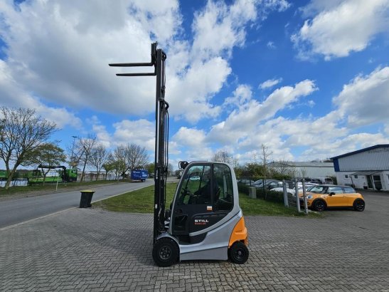 Still RX60-25 RX60-25 2012 2 Forklift image 3