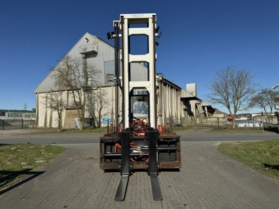 Svetruck 13.6-120-32 Svetruck 13.6-120-32 2016 2 Forklift image 38