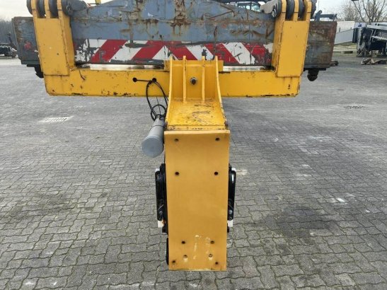 Seith Pipehandling Reachstacker 15036 Seith Pipehandling Reachstacker 15036 2009 2 image 12