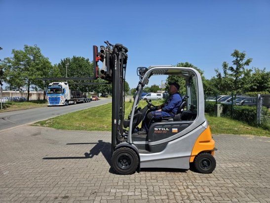 Still RX60-30 RX60-30 2012 2 Forklift image 4