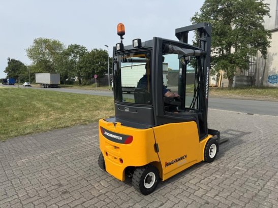 Jungheinrich EFG320 EFG320 2012 2 Forklift image 4