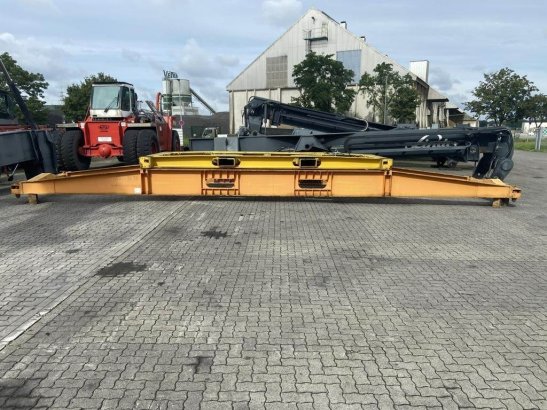 Kalmar 20 and 40 `Topspreader 20 and 40 `Topspreader 2 image 4