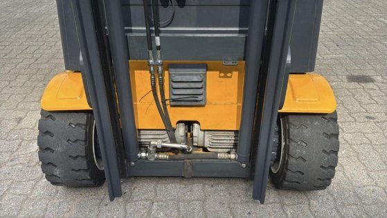 Jungheinrich EFG320 EFG320 2012 2 Forklift image 6