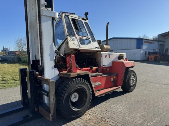 Svetruck 13.6-120-32 Svetruck 13.6-120-32 2016 2 Forklift image 4