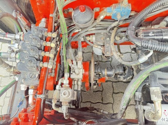 Kalmar DCD80-6 DCD80-6 1999 2 Forklift image 17