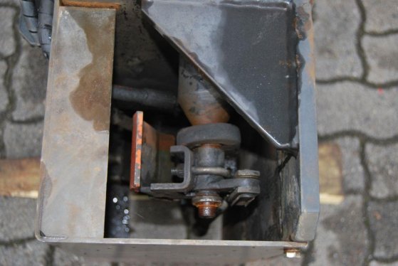 Elme Svetruck hydr. Spreader 20/40 568 Elme Svetruck hydr. Spreader 20/40 568 2004 2 image 17