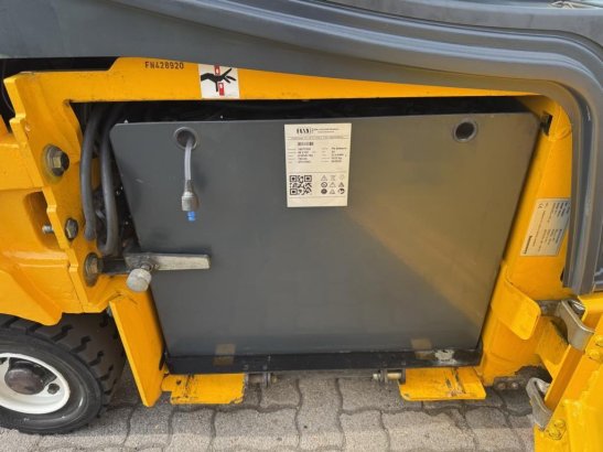 Jungheinrich EFG320 EFG320 2012 2 Forklift image 8
