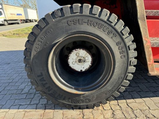 Svetruck 13.6-120-32 Svetruck 13.6-120-32 2016 2 Forklift image 23