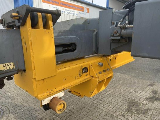 Seith Pipehandling Reachstacker 15036 Seith Pipehandling Reachstacker 15036 2009 2 image 18