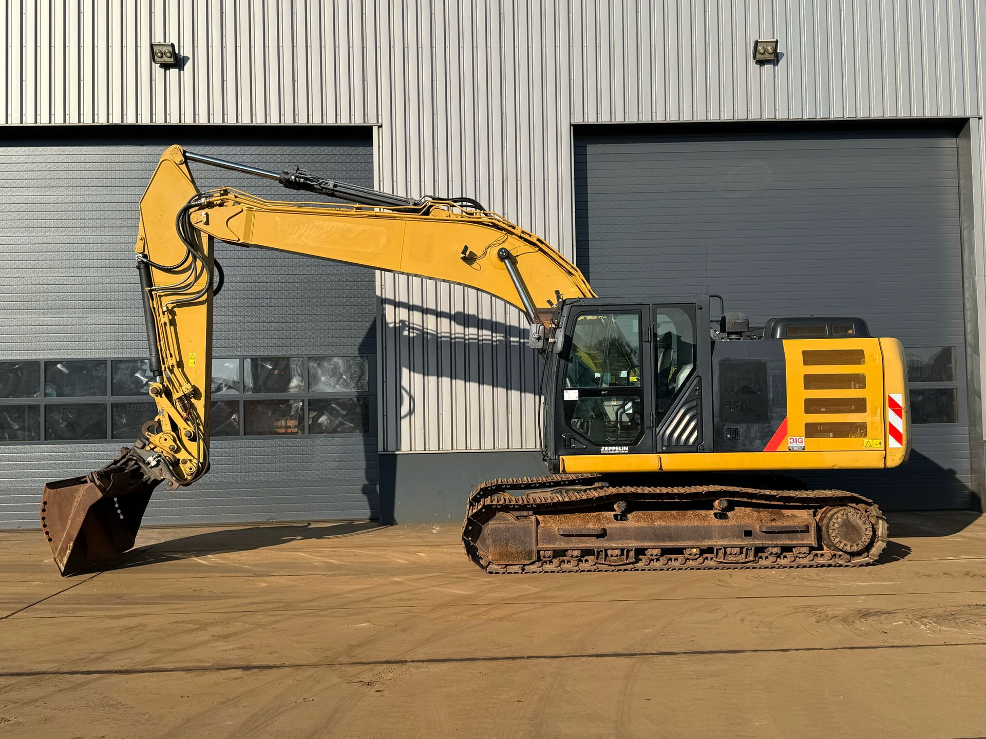 Caterpillar 320EL image