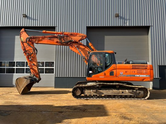 Doosan DX255LC-3 Doosan DX255LC-3 2013 2 Crawler Excavators image 240