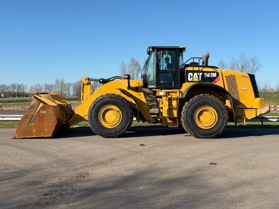 Caterpillar 982M 982M 2016 2 Wheel Loaders