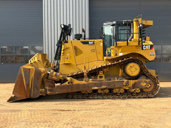 Caterpillar D8T D8T 2015 2 Dozers