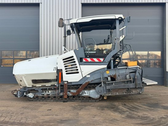 Vögele Super 1800-3i Vögele Super 1800-3i 2015 2 Asphalt pavers image 31