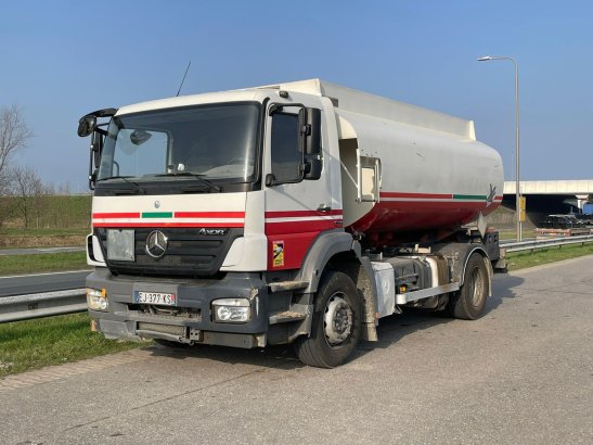 MercedesBenz Axor 1829 13.500L Fuel Truck MercedesBenz Axor 1829 13.500L Fuel Truck 2007 2 image 16