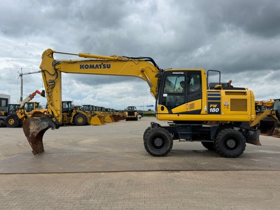 Komatsu PW180-11 PW180-11 2019 2 Wheeled Excavators image 31