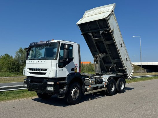 Iveco Trakker 410 6x4 Kipper Trakker 410 6x4 Kipper 2008 2 Tipper trucks image 16