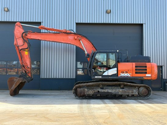 Hitachi ZX300-6 ZX300-6 2018 2 Crawler Excavators