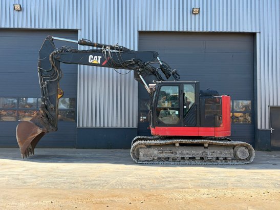 Caterpillar 325FLCR 325FLCR 2018 2 Crawler Excavators