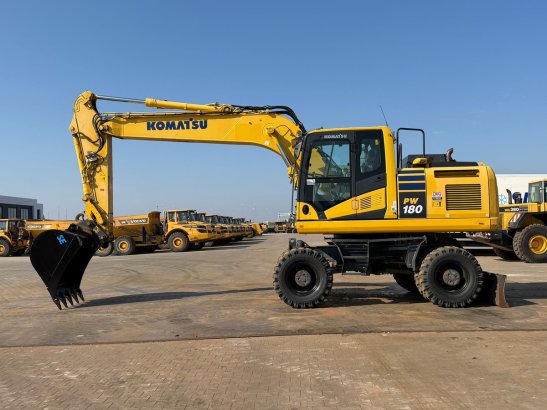 Komatsu PW180-11 PW180-11 2019 2 Wheeled Excavators image 16