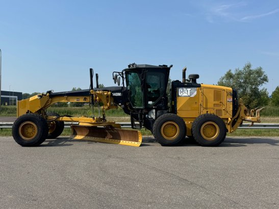 Caterpillar 140M3 140M3 2015 2 Motor graders image 16