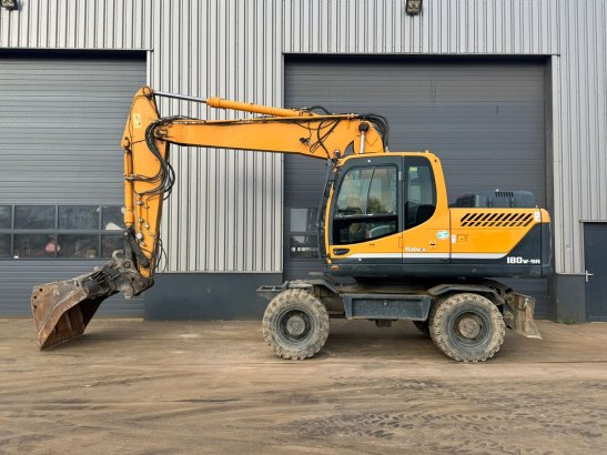 Hyundai Robex 180W-9A Robex 180W-9A 2015 2 Wheeled Excavators image 16