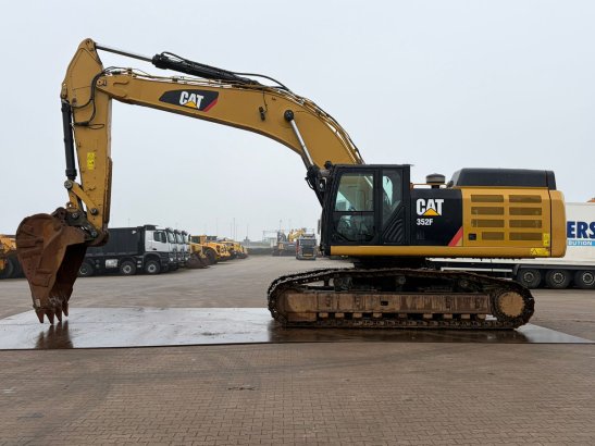 Caterpillar 352F 352F 2019 2 Crawler Excavators image 31