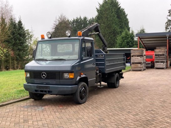 MercedesBenz 4x2 809D MercedesBenz 4x2 809D 2