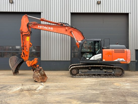 Hitachi ZX210-6 ZX210-6 2018 2 Crawler Excavators