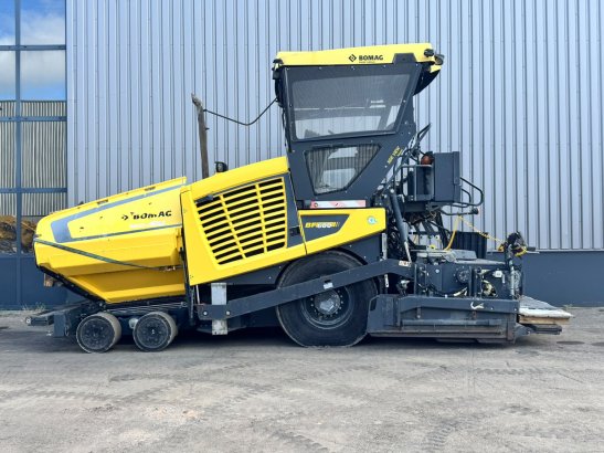 Bomag BF600P-2 BF600P-2 2015 2 Asphalt pavers
