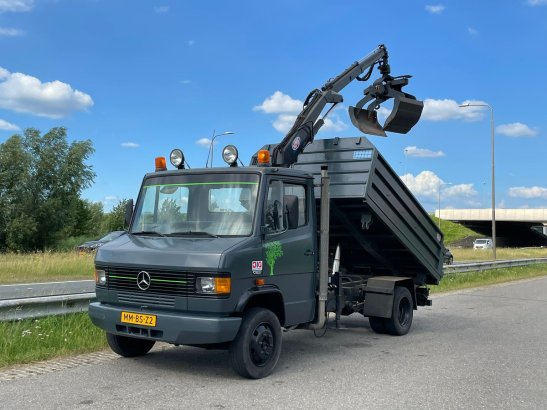 MercedesBenz 4x2 809D MERCEDESBENZ 4x2 809D 1988 2 image 16