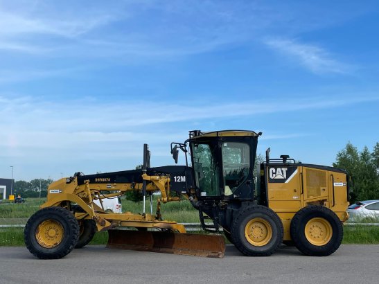 Caterpillar 12M (12G/12H/140M) 12M (12G/12H/140M) 2011 2 Motor graders
