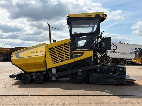 Bomag BF600P-2 incl. 2 x 75 cm extensions BF600P-2 incl. 2 x 75 cm extensions 2015 2 Asphalt pavers image 16