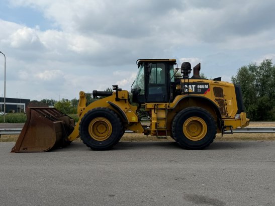 Caterpillar 966M XE 966M XE 2017 2 Wheel Loaders image 16