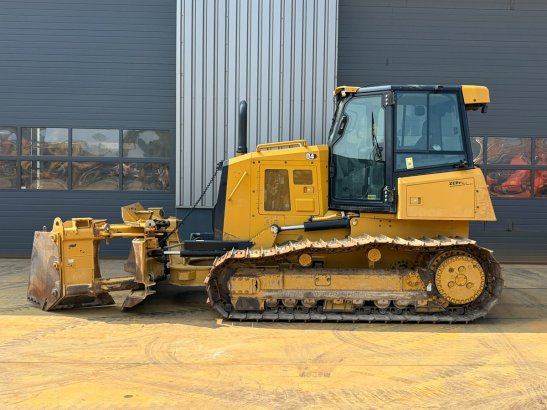 Caterpillar D4 LGP 15A (D6K / D6K2) D4 LGP 15A (D6K / D6K2) 2021 2 Dozers image 61