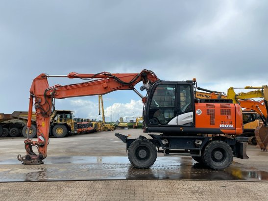 Hitachi ZX190W-6 ZX190W-6 2018 2 Wheeled Excavators image 16