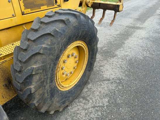 Caterpillar 140M Ripper + Pushblock 140M Ripper + Pushblock 2008 2 Motor graders image 10