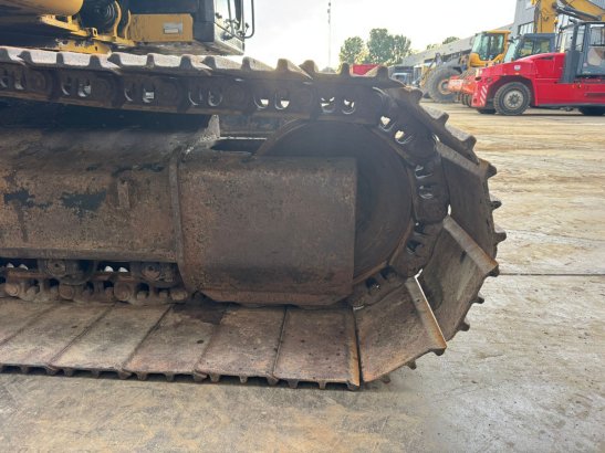Caterpillar 319DL 319DL 2011 2 Crawler Excavators image 10