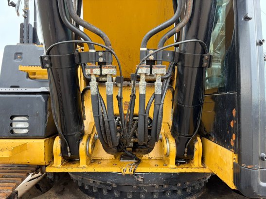 Caterpillar 336EL 336EL 2014 2 Crawler Excavators image 10
