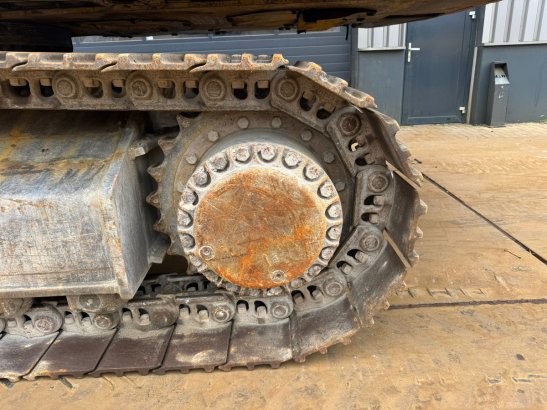 Caterpillar 336D 336D 2011 2 Crawler Excavators image 25