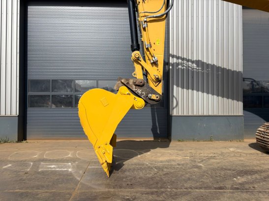 Caterpillar 336 07B 44 2020 2 Crawler Excavators image 10