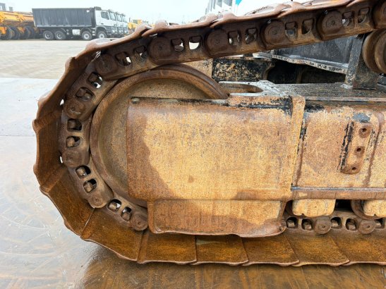 Caterpillar 352F 352F 2019 2 Crawler Excavators image 25