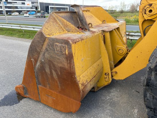 Caterpillar 966M 966M 2017 2 Wheel Loaders image 10