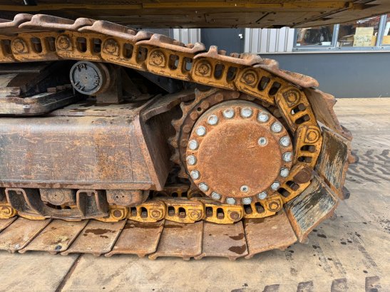 Caterpillar 374FL 374FL 2013 2 Crawler Excavators image 25