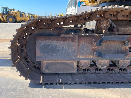 Caterpillar 345C 345C 2008 2 Crawler Excavators image 10
